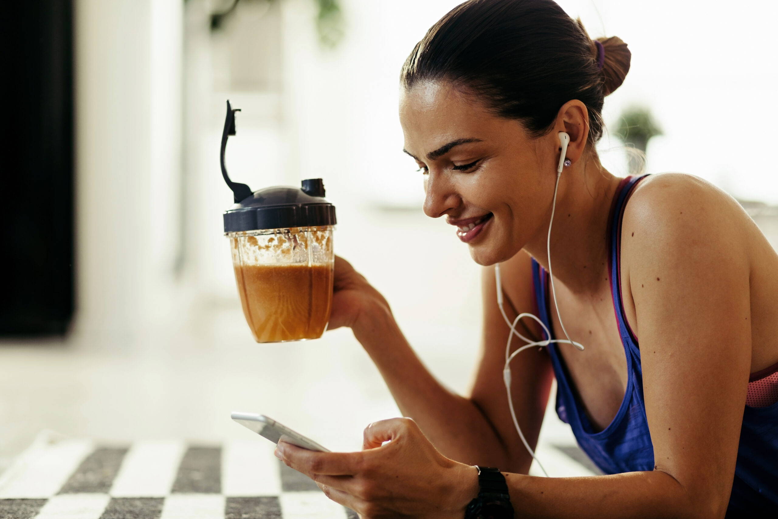 Questa è la fine dell’obesità nel mondo! Tre giovani scienziati-eroi salvano l’umanità dall’obesità GRATUITAMENTE